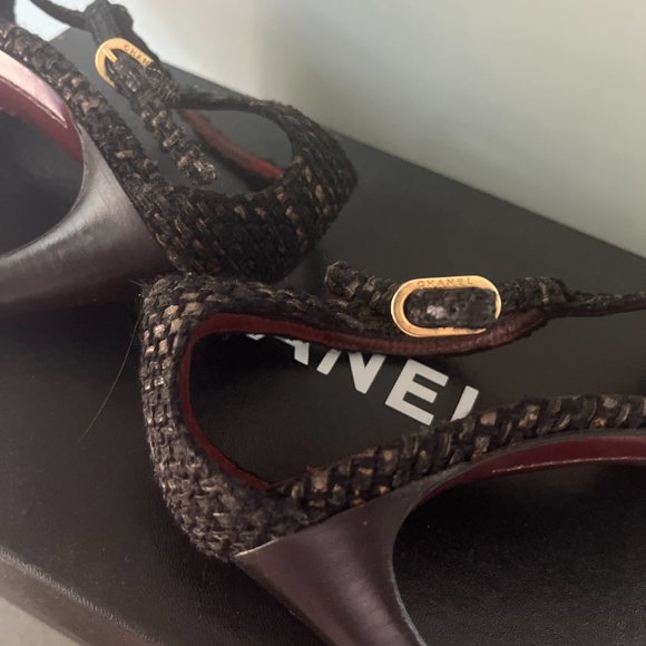 Chanel T Strap Tweed Heels - Picture 4 of 6